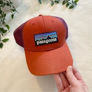 Men's Patagonia P-6 Logo Trucker Hat
